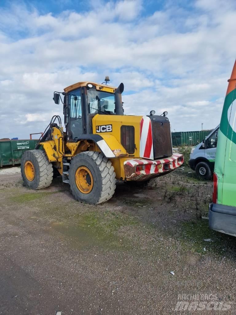 JCB 437 HT Pyöräkuormaajat