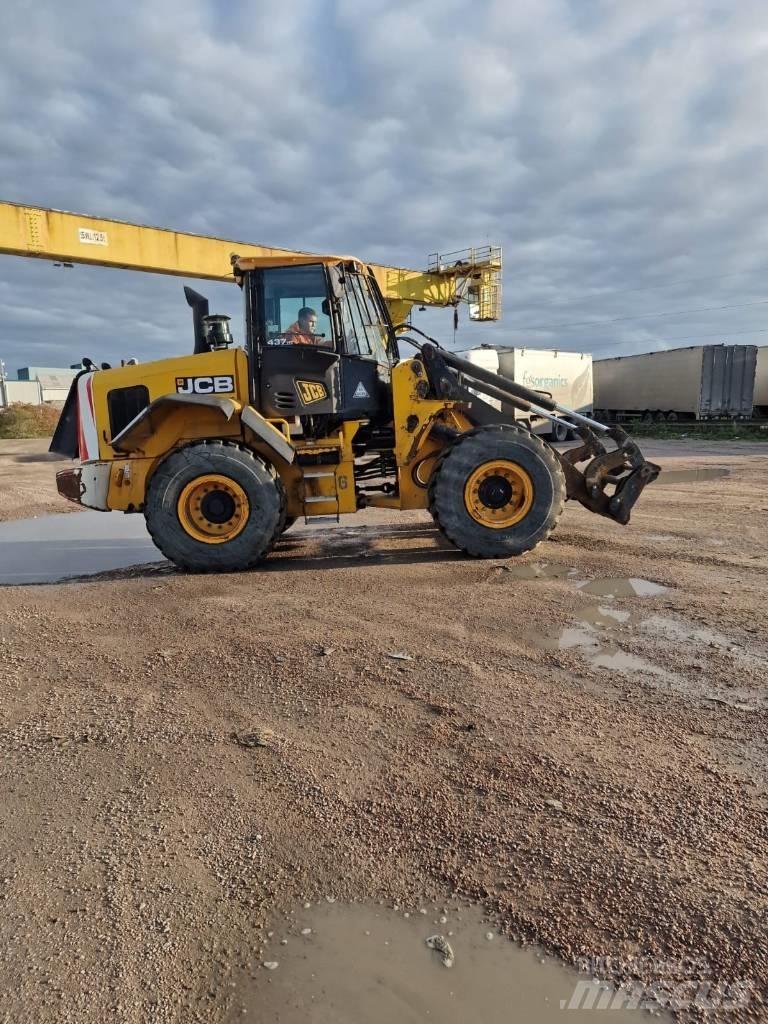 JCB 437 HT Pyöräkuormaajat