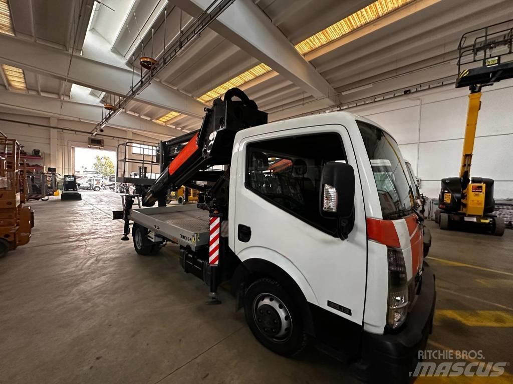 Socage 28 metri Nostolava-autot