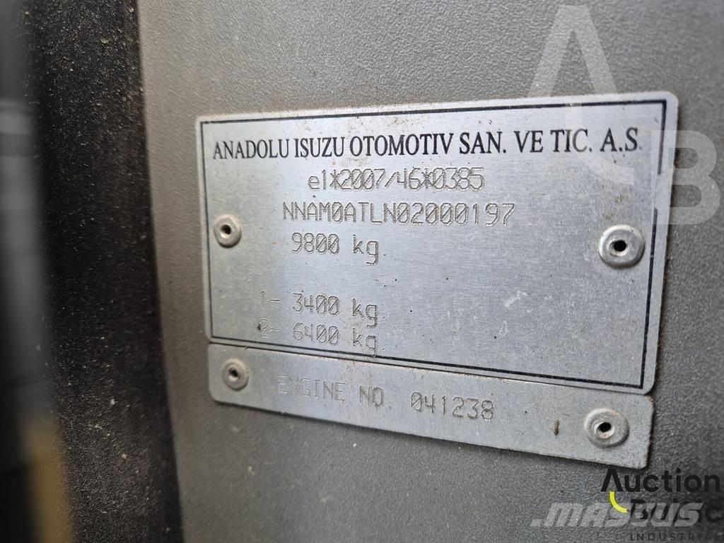 Isuzu NOVO Muut autot