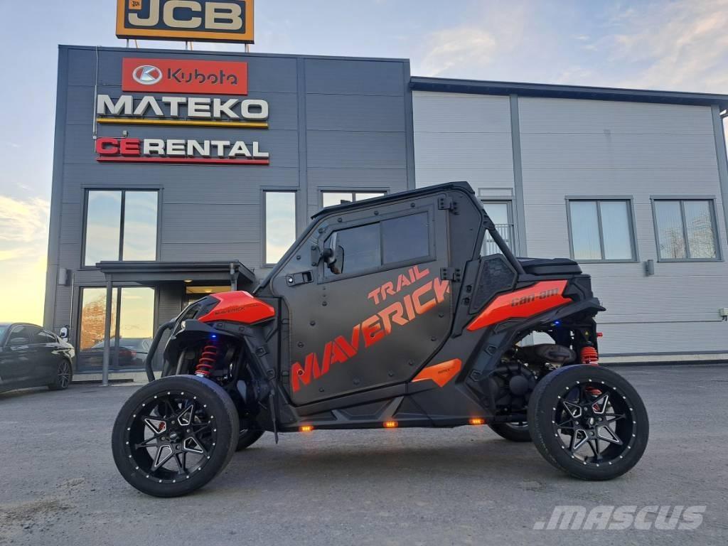 Can-am Maverick 700 Traktorit