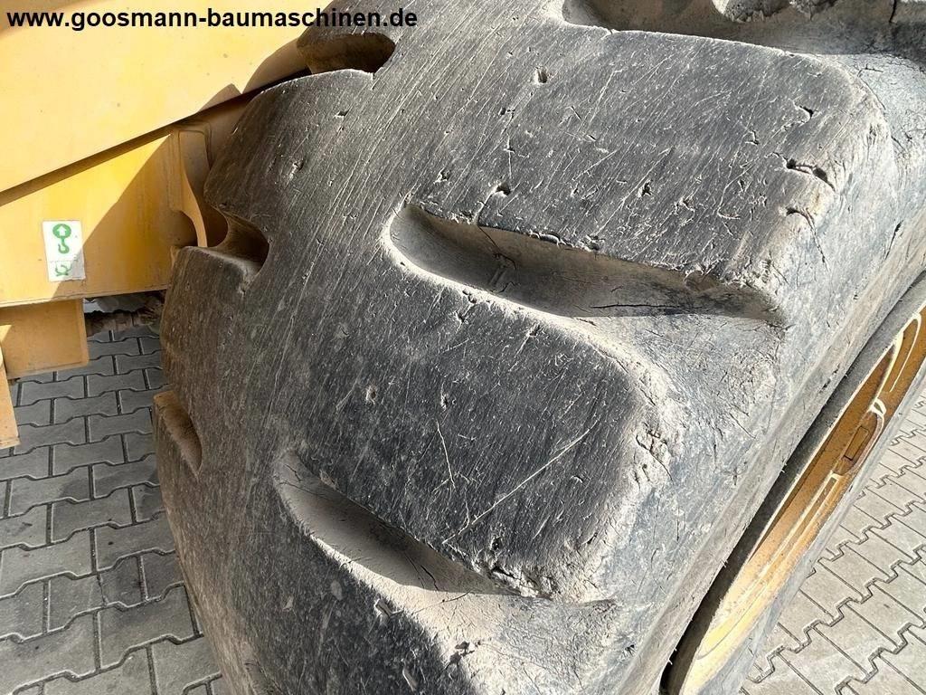 CAT 966 M Pyöräkuormaajat