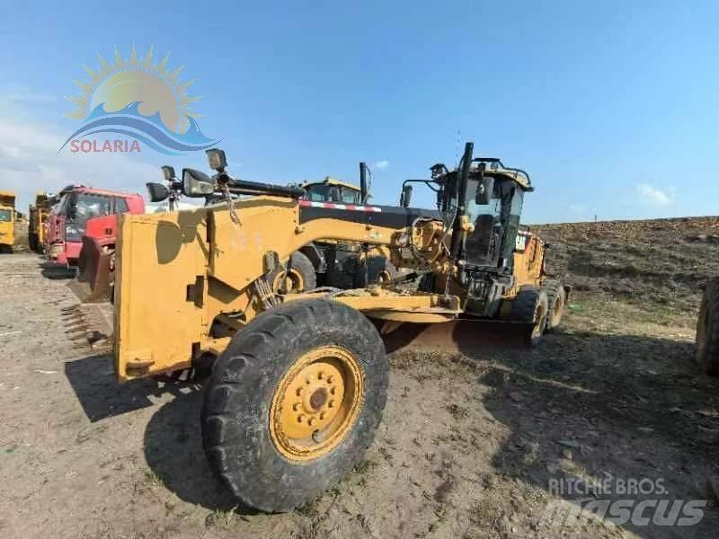 CAT 140 M Tiehöylät