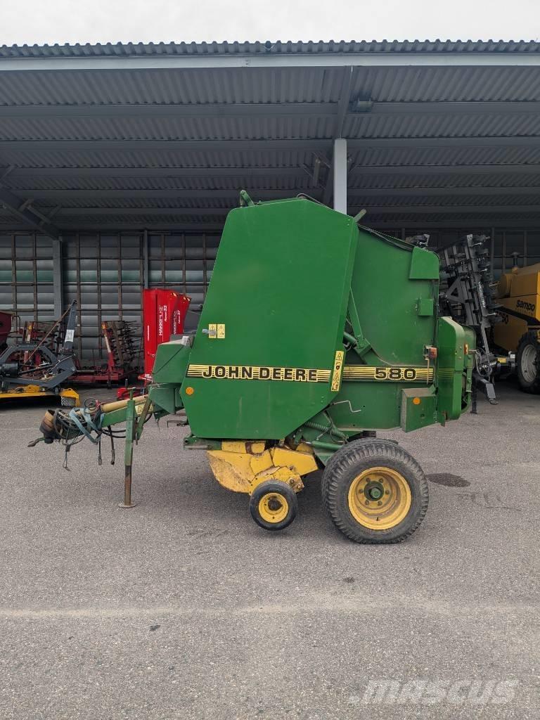 John Deere 580 Pyöröpaalaimet