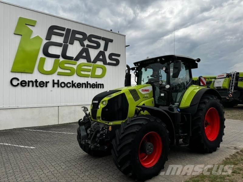 CLAAS AXION 870 Traktorit