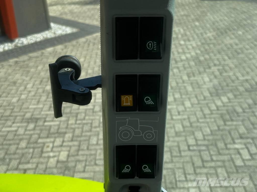 CLAAS Arion 450 CIS Traktorit