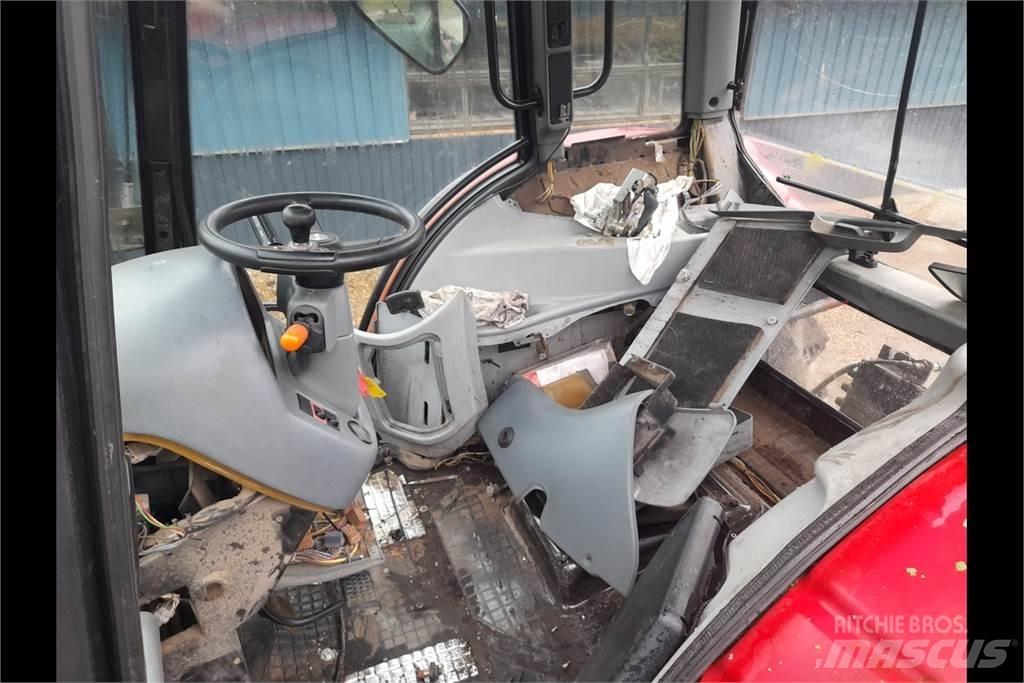 Valtra T202 Traktorit