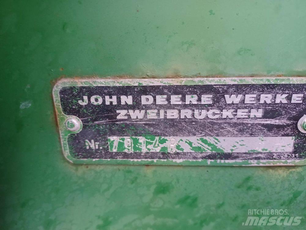 John Deere 1000 Kultivaattorit