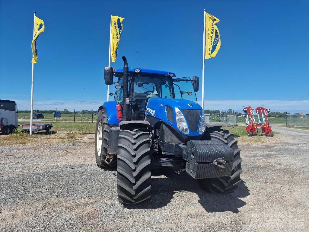 New Holland T7.270 Traktorit