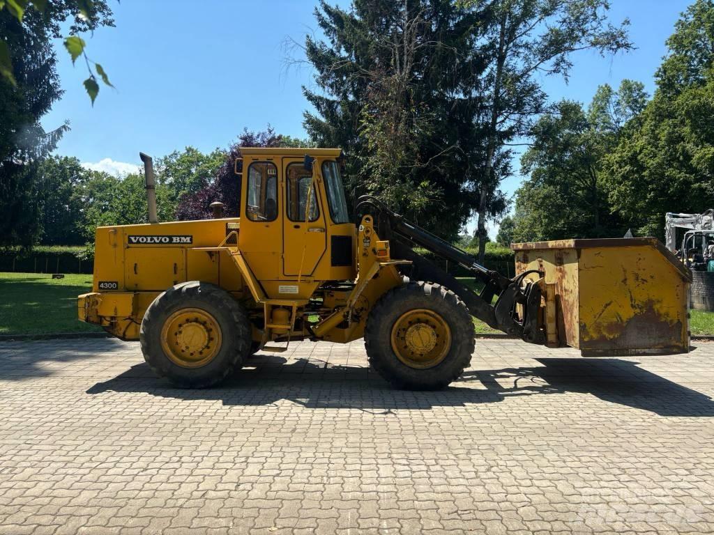 Volvo BM 4300 Pyöräkuormaajat