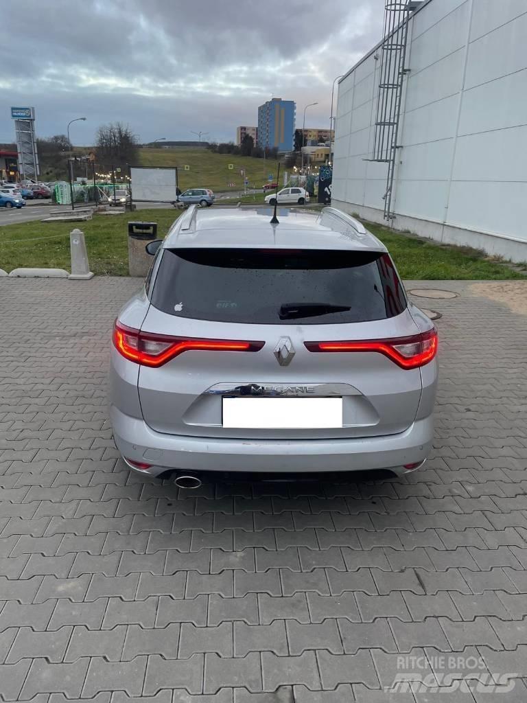 Renault Megane Henkilöautot