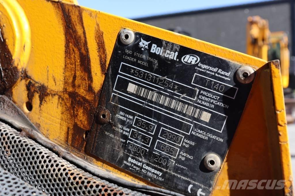 Bobcat T 140 Liukuohjatut kuormaajat