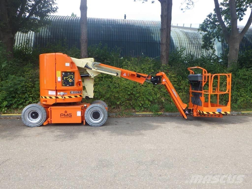 JLG E300AJP Kuukulkijat