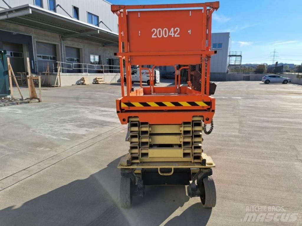 JLG 2646 ES Saksilavat