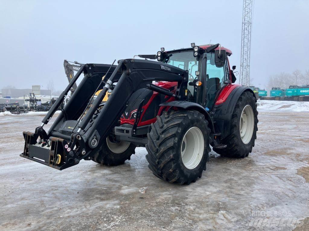 Valtra N174D Traktorit