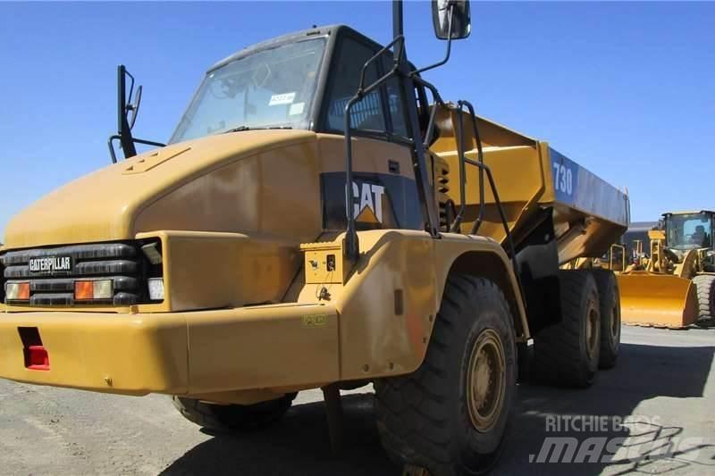 CAT 730 Dumpperit