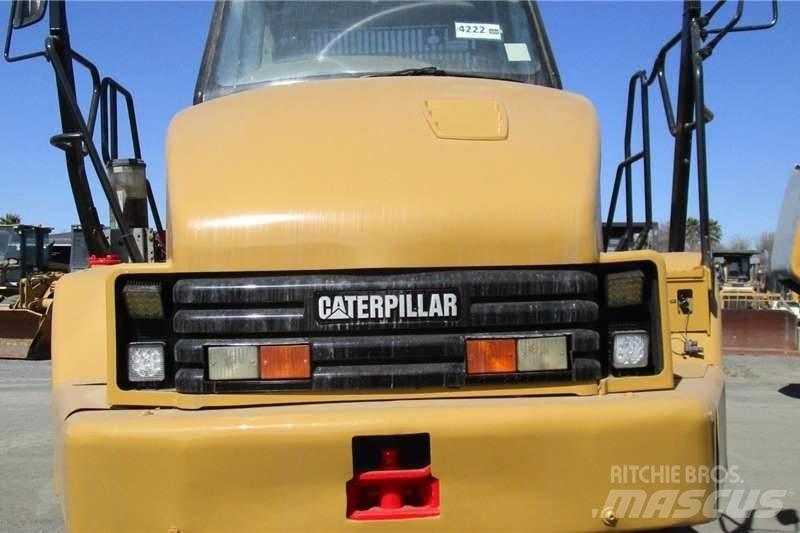 CAT 730 Dumpperit