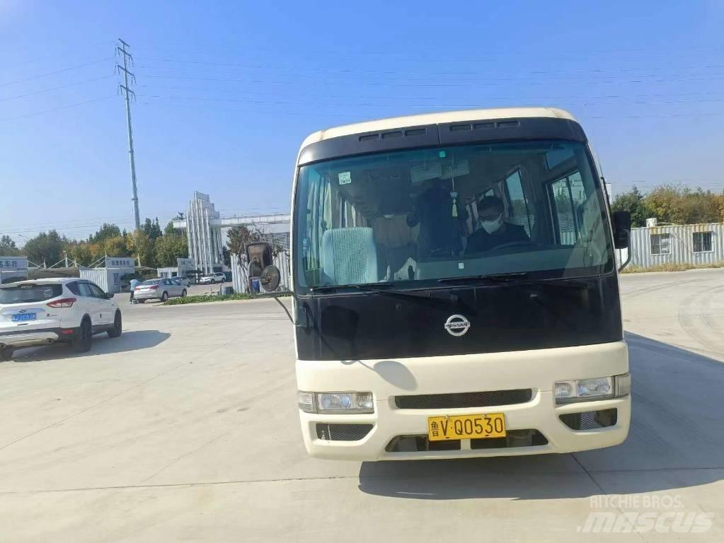 Nissan Civilian Linjaliikennebussit