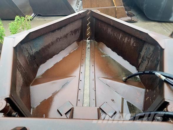  Tink Grapple-Claw Kourat