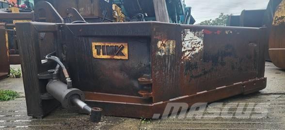  Tink Grapple-Claw Kourat