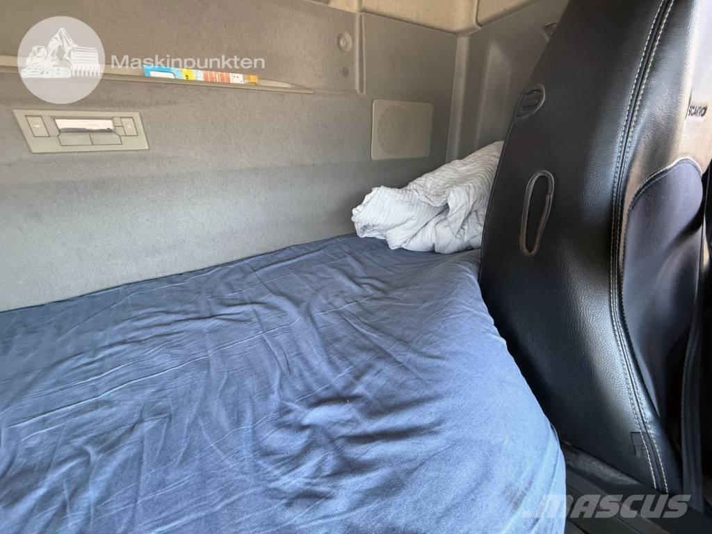 Volvo FH 540 Vetopöytäautot