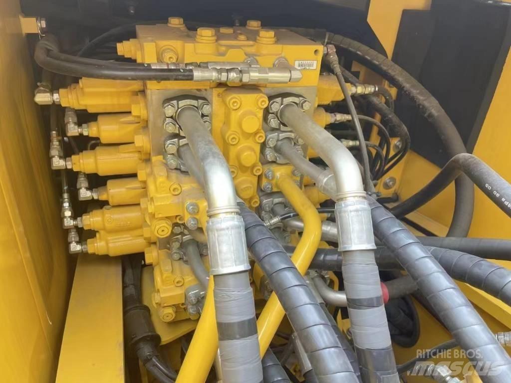 CAT 315 E Midikaivukoneet 7t - 12t