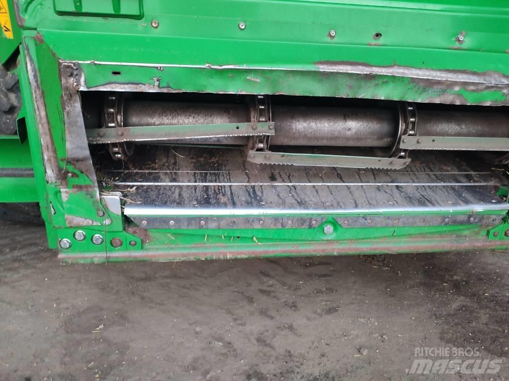 John Deere T 670 i Leikkuupuimurit