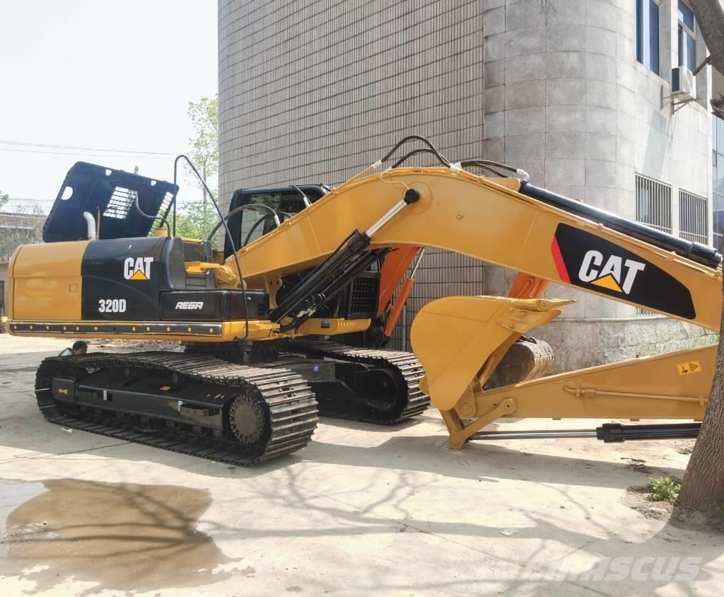 CAT 320 D Telakaivukoneet