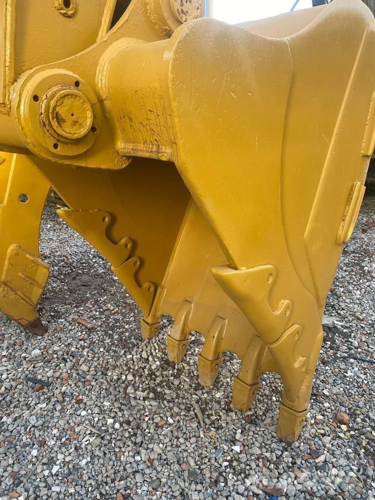 CAT 320 C L Telakaivukoneet