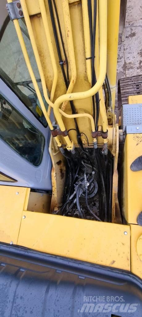 New Holland 215 B Telakaivukoneet