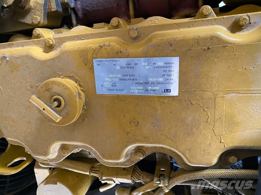 CAT 330 D Telakaivukoneet