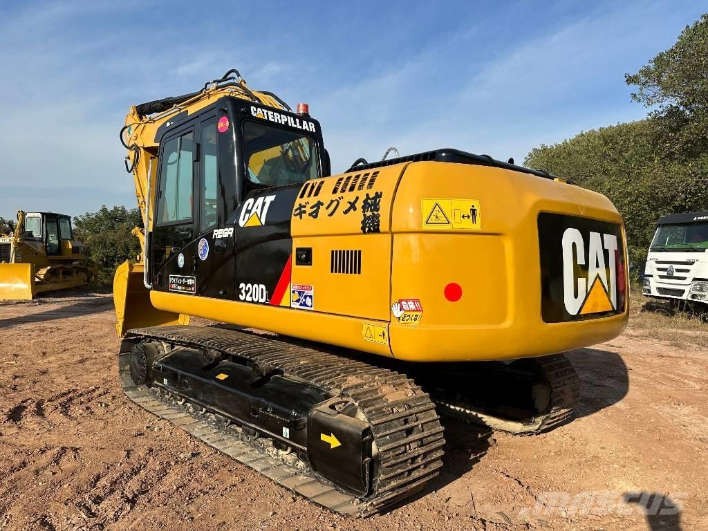 CAT 320 D L Telakaivukoneet