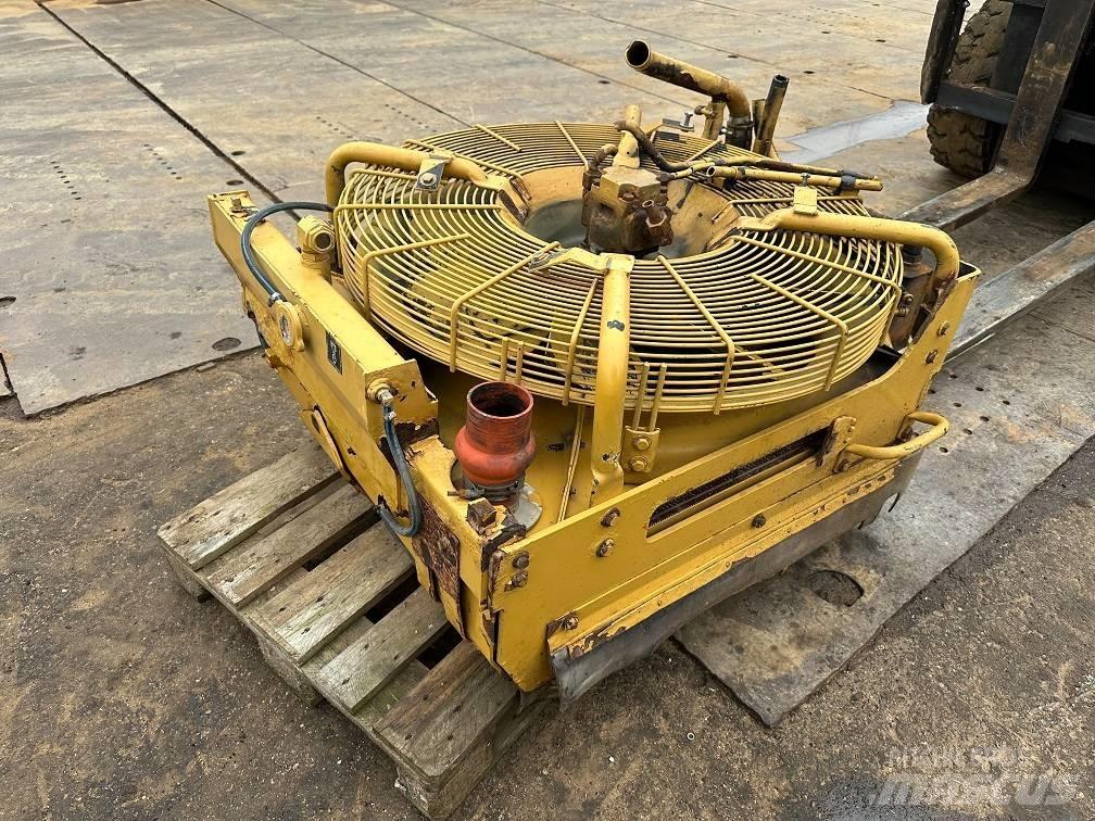 CAT 950g radiator Jäähdyttimet