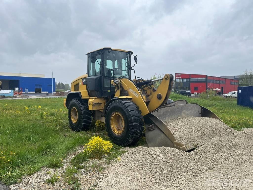 CAT 926M Pyöräkuormaajat