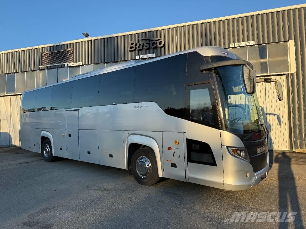 Scania Touring HD Turistibussit