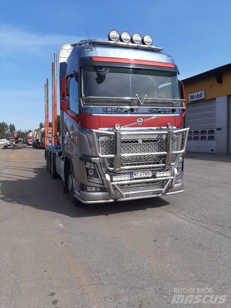 Volvo FH 16 Puuautot