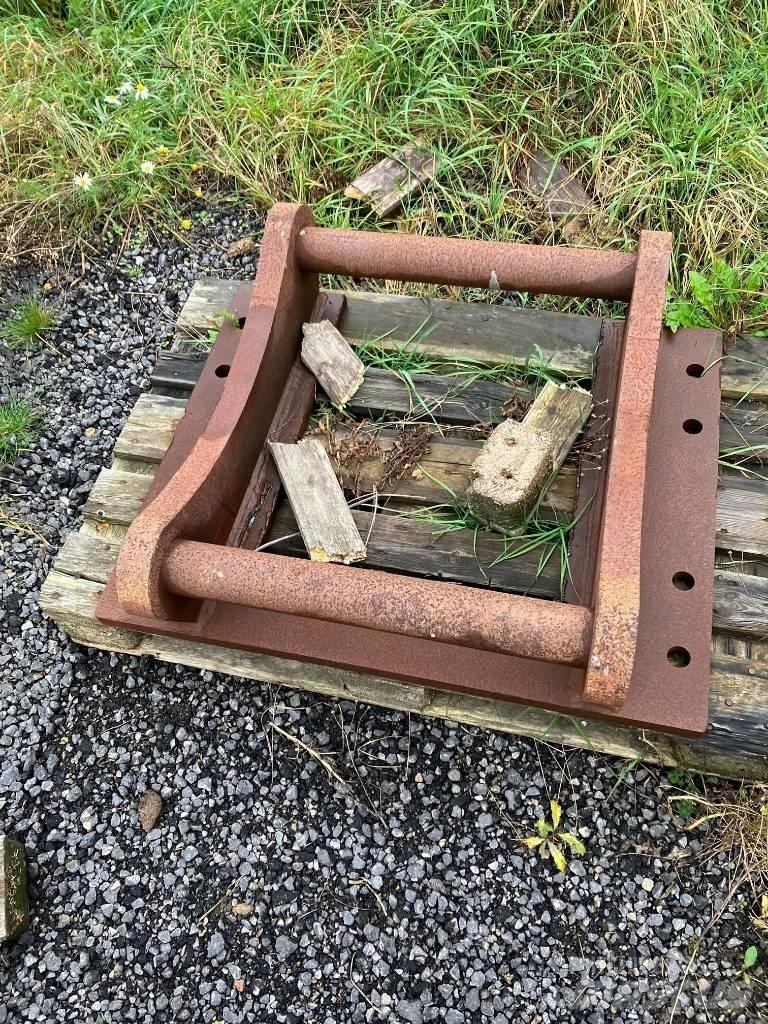  Fäste S80 Erikoiskaivinkoneet