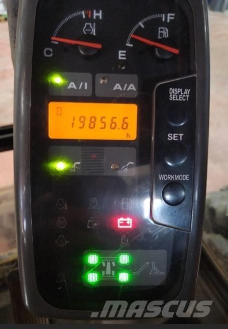Hitachi ZX 210 W Pyöräkaivukoneet
