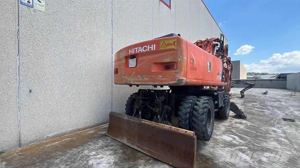 Hitachi ZX 210 W Pyöräkaivukoneet