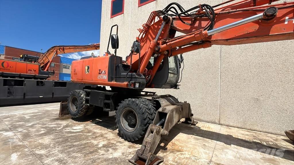 Hitachi ZX 210 W Pyöräkaivukoneet