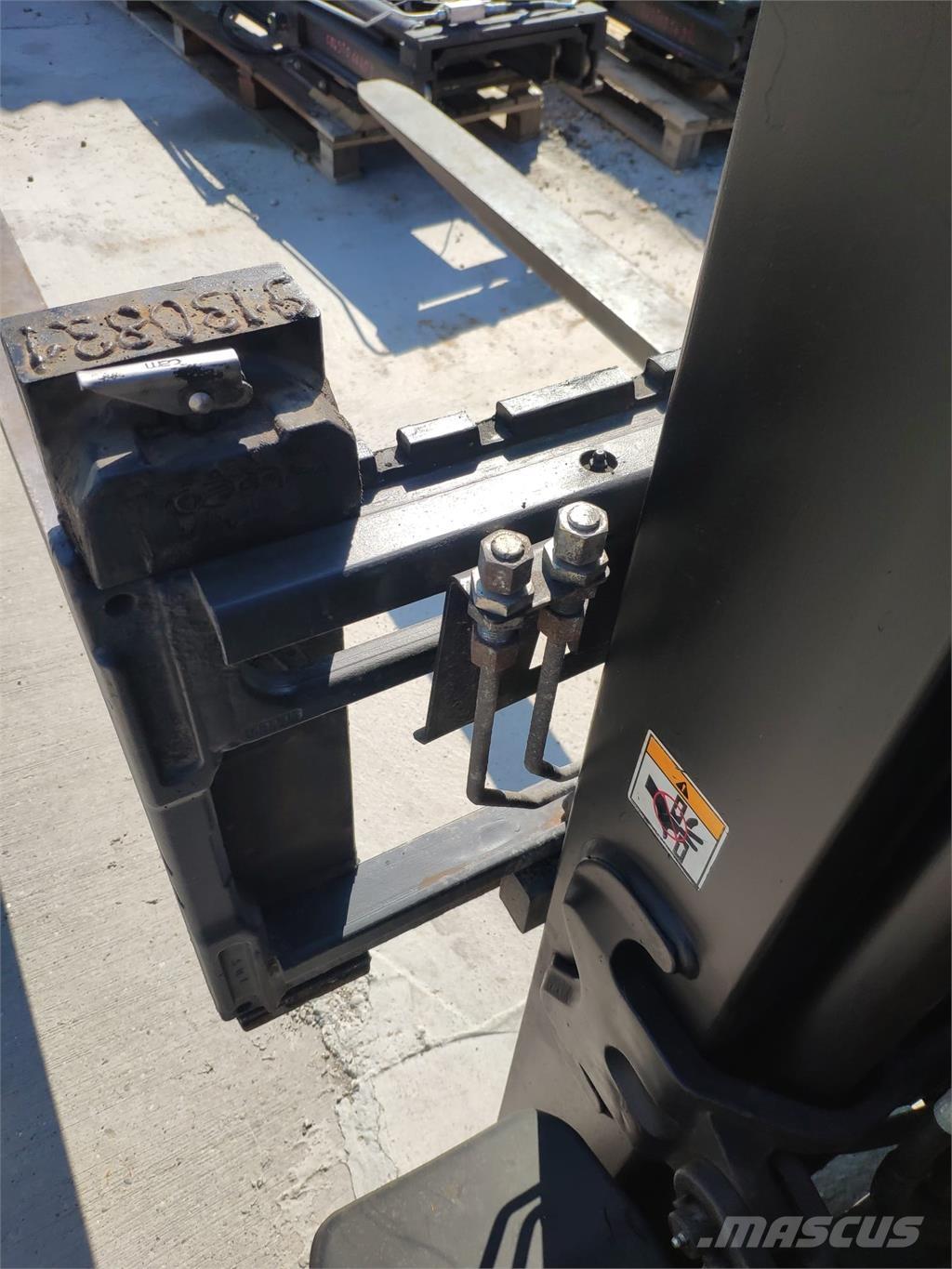 Yale GDP35VX Dieseltrukit