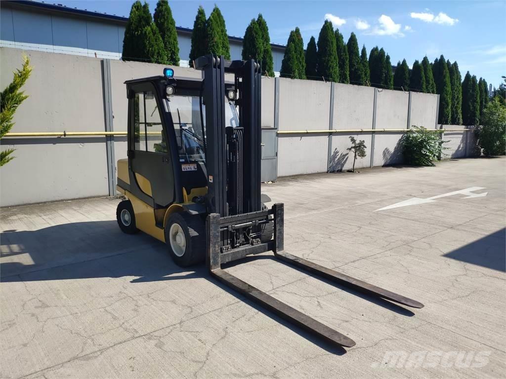 Yale GDP35VX Dieseltrukit