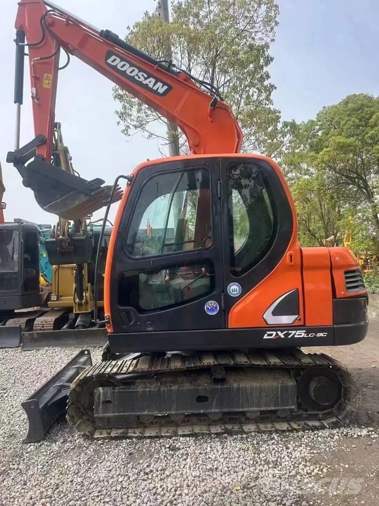 Doosan DX 75LC-9 C Minikaivukoneet < 7t