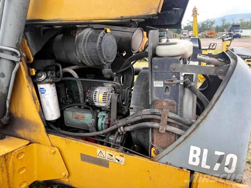 Volvo BL 70 Kaivurikuormaajat