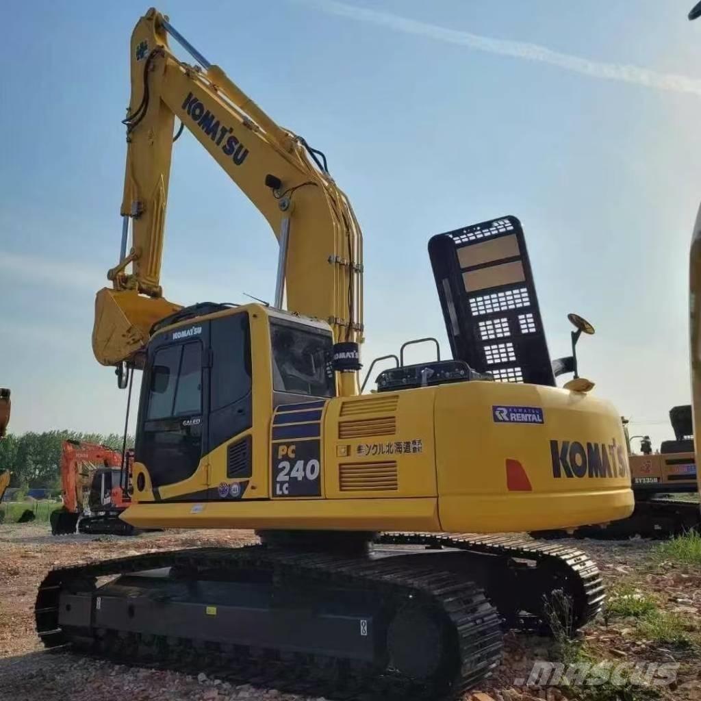 Komatsu 240LC-8 Telakaivukoneet