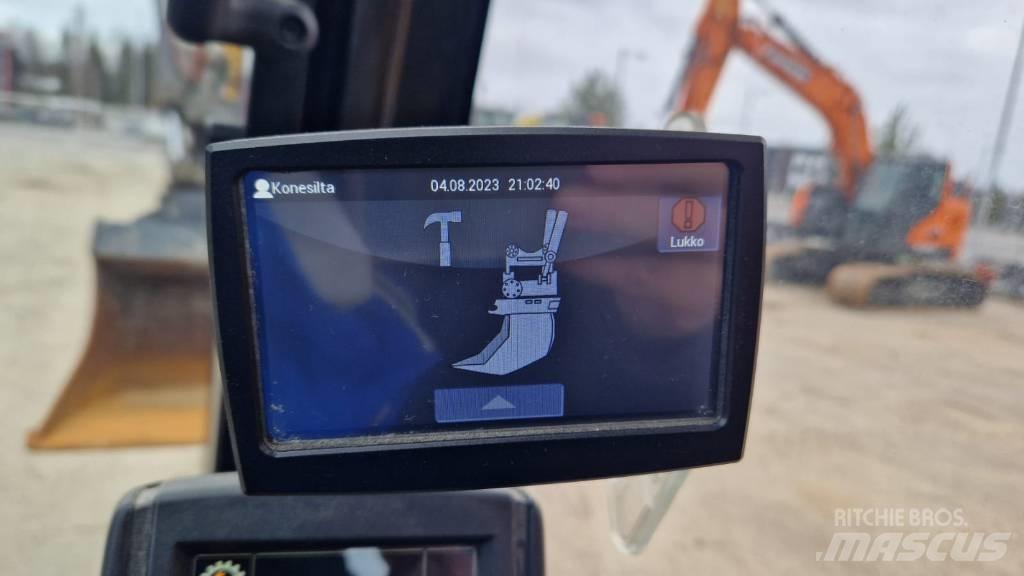 JCB JZ 140 LC Telakaivukoneet