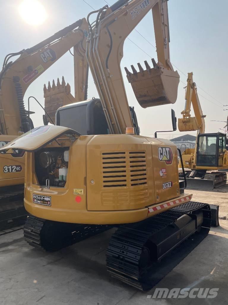 CAT 307 Minikaivukoneet < 7t