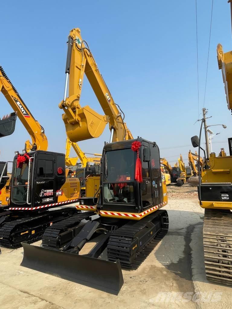 CAT 307 Minikaivukoneet < 7t