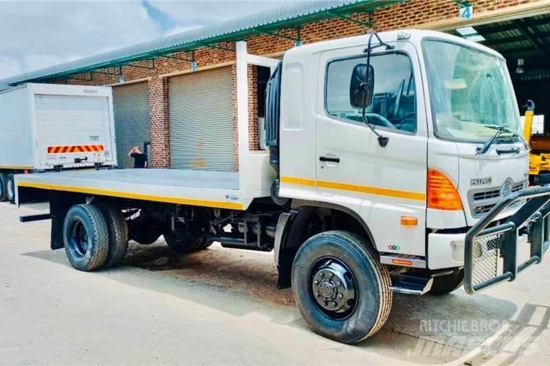 Hino 500 1322 4x4 Muut kuorma-autot