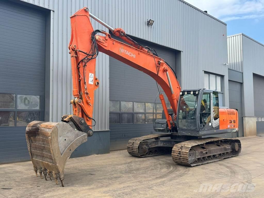 Hitachi ZX210LC-3 Telakaivukoneet